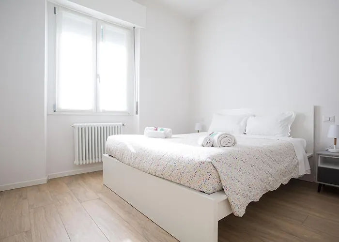 Eli - Royal Welcome Verona