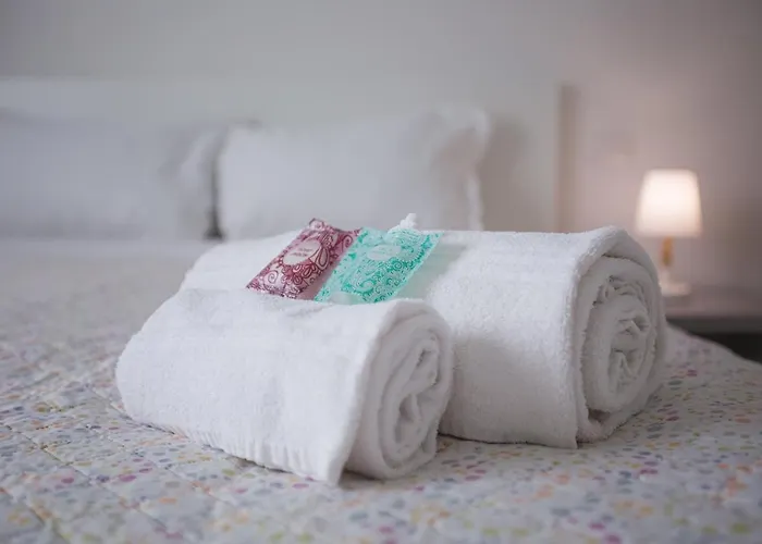 Eli - Royal Welcome *