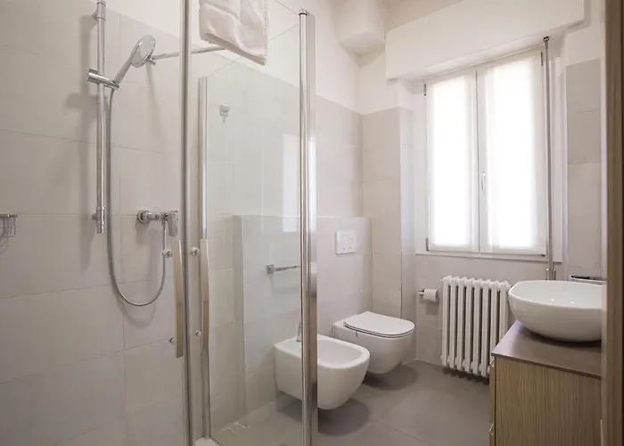 Eli - Royal Welcome アパート