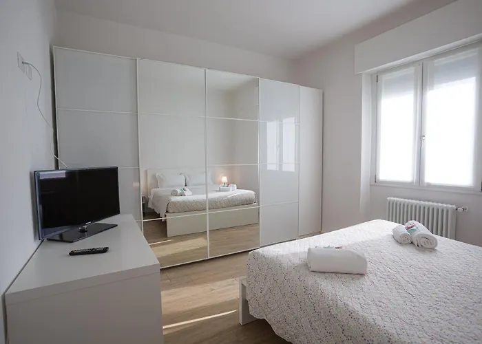 Eli - Royal Welcome ヴェローナ